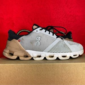 On Cloud Helion Cloudtec Women’s 9.5 Gray
